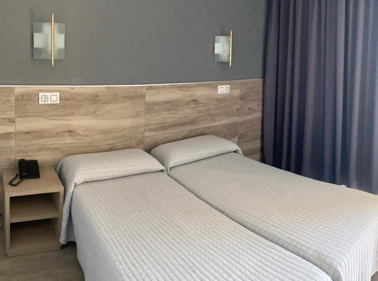 Hotel Reymar Malgrat de Mar Bagian luar foto