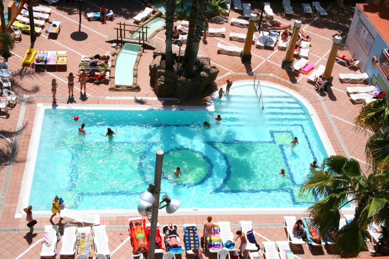Hotel Reymar Malgrat de Mar Bagian luar foto
