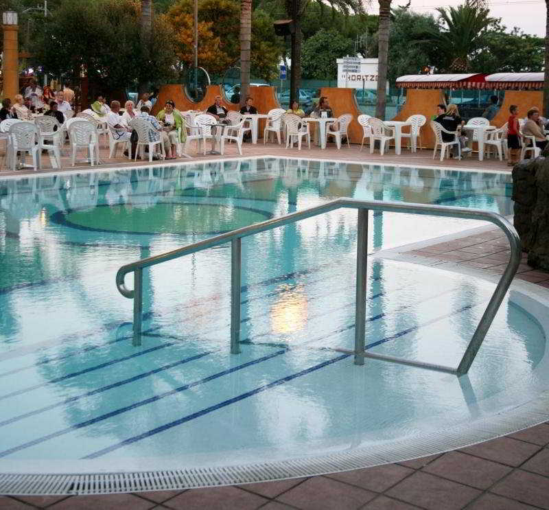 Hotel Reymar Malgrat de Mar Bagian luar foto