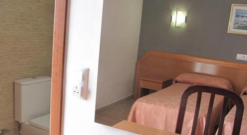 Hotel Reymar Malgrat de Mar Bagian luar foto