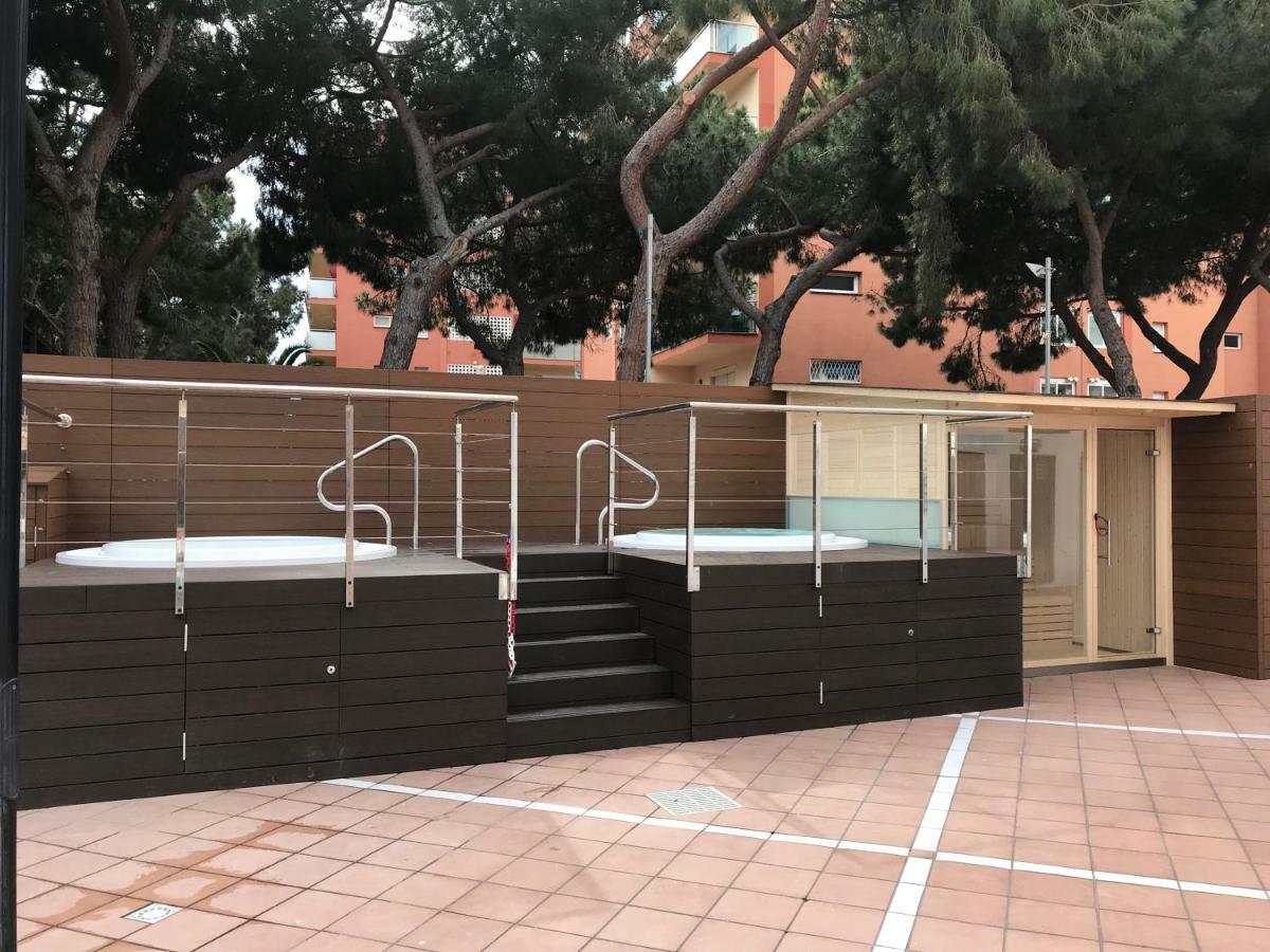 Hotel Reymar Malgrat de Mar Bagian luar foto