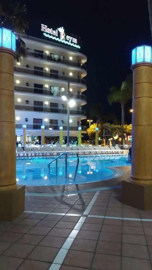 Hotel Reymar Malgrat de Mar Bagian luar foto